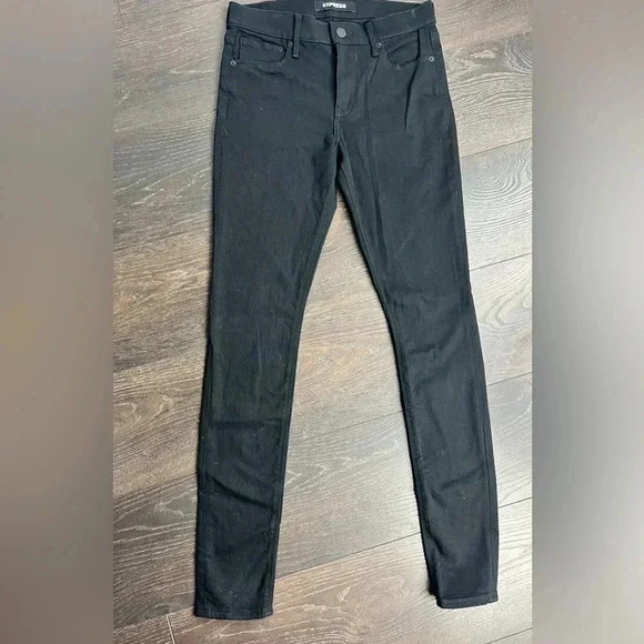 Express Mid Rise Black Supersoft Skinny Jeans - Picture 2 of 7